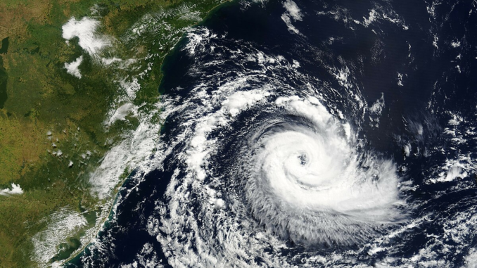 Imagem por satélite do ciclone tropical Catarina.