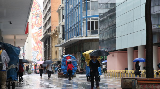 Pedestres no centro de São Paulo Pedestres no centro de São Paulo